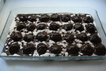 Bisküvili Yalancı Profiterol Tarifi ve Malzemeleri