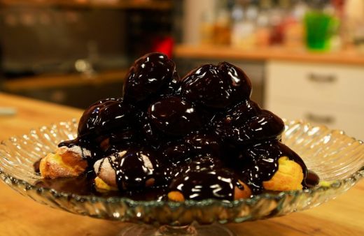 Tereyağlı Profiterol Tarifi ve Malzemeleri