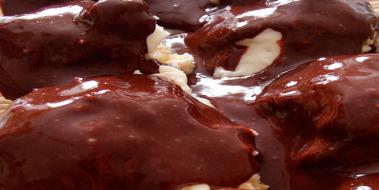 Etimekli Profiterol, Etimekli Profiterol Tarifi ve Malzemeleri Etimekli Profiterol